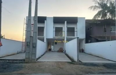 Geminado com três quartos sendo uma suíte no vila nova