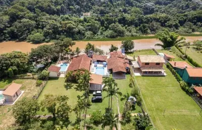 Chácara / sítio com 3 quartos à venda na Rodovia General Euryale de Jesus Zerbine, 900, Jardim São Gabriel, Jacareí