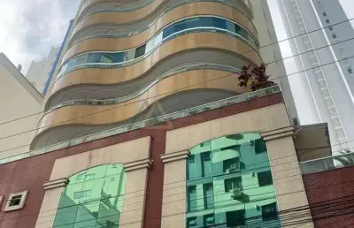 Apartamento à venda com 3 dormitorios - centro - balneário camboriú/sc