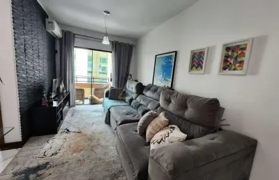 Apartamento com 2 quartos sendo 1 suíte - vaga  de garagem privativa - centro - balneário camboriú/sc