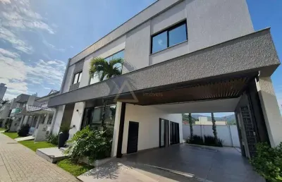 Casa com 4 suítes no condominio boulevard - barra - balneário camboriú/sc