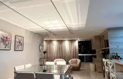 Apartamento com 2 suítes e 1 vaga privativa no centro de balneário camboriú sc