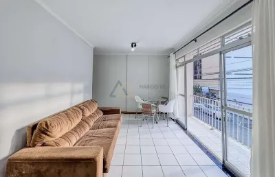 Apartamento localizado na região central de balneário camboriú/ sc