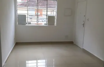 Apartamento 2 quartos, 1º andar frente, 1 vaga de garagem , bairro: vila belmiro, cidade: santos/sp
