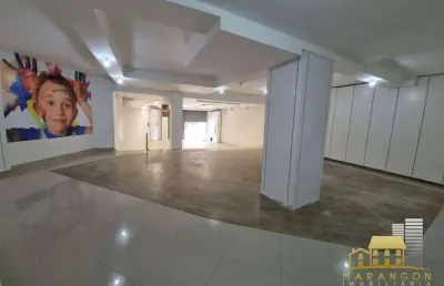 Salão comercial apenas a 30 metros da calçada da braguinha