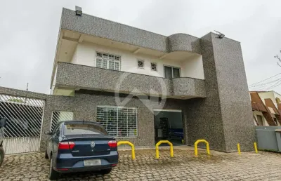 Sobrado residencial e comercial a venda no sitio cercado.