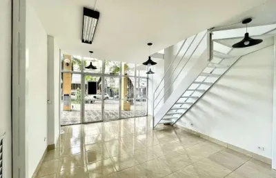 Loja comercial com 64m2 para alugar no ed. veneza, curitiba.