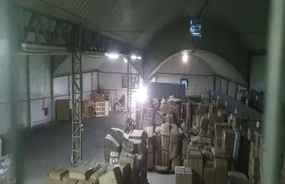 Barracão / galpão / depósito com 10 salas para alugar na estrada da pedra, 789, santa cruz, rio de janeiro por r$ 48.000