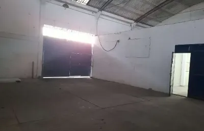 Barracão / galpão / depósito com 2 salas para alugar na rodovia presidente dutra, pavuna, rio de janeiro por r$ 10.000