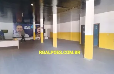 Ponto comercial com 1 sala para alugar na avenida automóvel clube, 433, redentor, belford roxo por r$ 3.500
