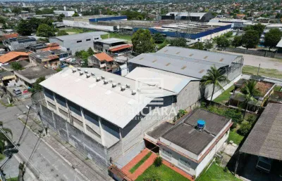 Galpão de 2.640m² com 2 galpões e um prédio de 3 andares  para alugar por r$18.000 + taxas - laranjal - são gonçalo/rj