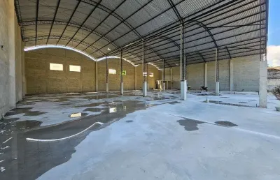 Galpão para alugar, 648 m² por r$ 19.000/mês + taxas - mutuá - são gonçalo/rj