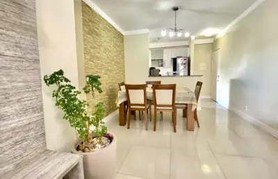 Lindo apartamento de 80m², com 3 quartos, sendo 1 suíte e 2 vagas