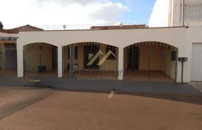 Casa com 4 quartos à venda na Rua Rolando Rolemberg, Vila Arnaldo, São Carlos