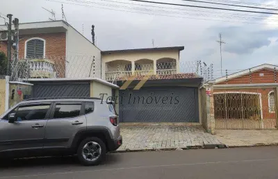 Casa com 3 quartos à venda na Avenida Araraquara, Vila Brasília, São Carlos
