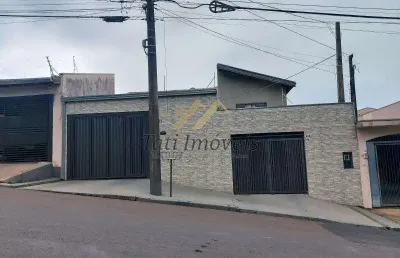 Casa com 3 quartos à venda na Rua Vicente Pelicano, Jardim Dona Francisca, São Carlos