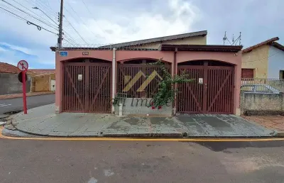 Casa com 3 quartos à venda na Rua Doutor Bernardino de Campos, Vila Prado, São Carlos