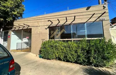 Casa comercial para alugar na Rua Episcopal, Centro, São Carlos