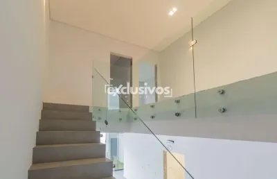 Geminado com 3 suítes à venda no bairro santo antônio em joinville-sc por r$ 1.100.000,00.