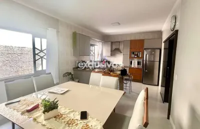 Excelente casa no itaum com energia solar e 4 quartos, analisa permuta!