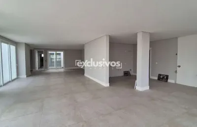Cobertura plana com 3 suítes e 349m² no belmond residence, bairro santo antônio, joinville/sc