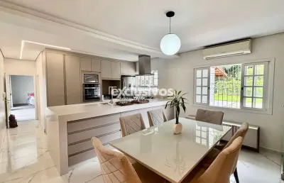 Casa a venda no bairro glória com 1 suíte mais 2 quartos por r$2.500.00,00