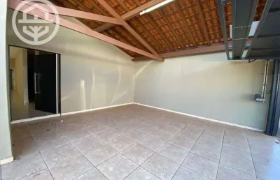 Excelente casa à venda com 3 dormitórios, próximo a avenida frade monte