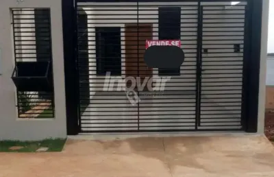Vende-se casa no jardim coopagro no valor de 450 mil | com area de festa...