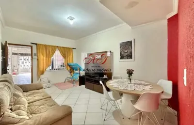 Casa à venda em praia grande-sp, canto do forte: 3 quartos, 2 salas, 3 banheiros, 2 vagas. aproveite!