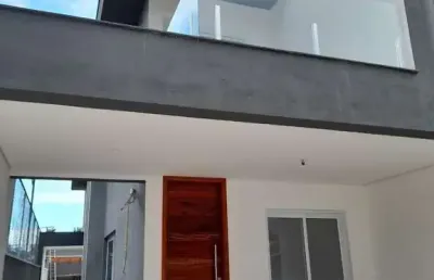 Casa em condomínio para venda com 3 quartos, sendo 3 suítes, 232m²