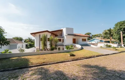 Casa no condomínio condomínio village scorpios i i para venda com 4 quartos, sendo 2 suítes, 760m²