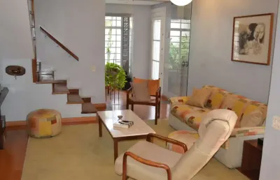 Casa tipo para venda em aclimação com 4 quartos, sendo 1 suíte, 180m²