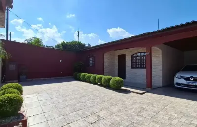 Vendo casa em pinhais aceito apartamento na negociação
