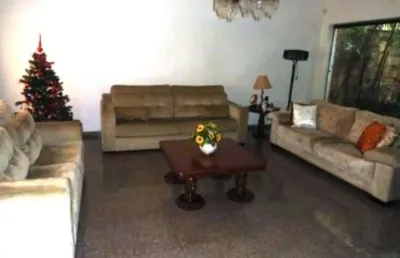 Casa com 4 quartos para alugar na rua américo samarone, 1232, moinho velho, são paulo, 480 m2 por r$ 12.000