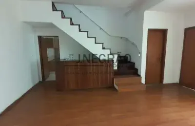 Casa com 2 quartos à venda na Avenida Carlos Liviero, 963, Vila Liviero, São Paulo