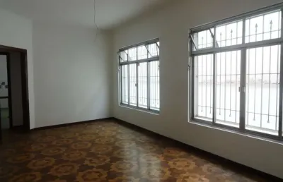 Casa com 3 quartos para alugar na rua belgrado, moinho velho, são paulo, 199 m2 por r$ 4.000