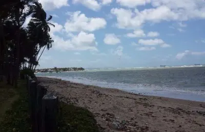 Oportunidade de terreno em condominio com 1.840m2 de frente pro mar em barra grande