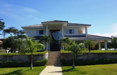 Casa em condominio duplex 4 suítes em lauro de freitas com 800m2