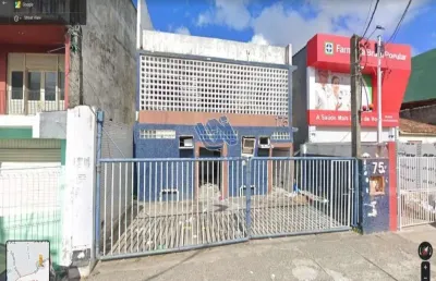 Imóvel comercial com 369,03 m2 no iapi frente de rua.