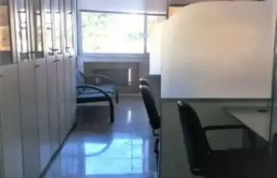 Sala comercial para alugar no caminho das árvores 84m2