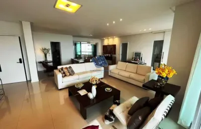 Residenza vista reale 3 suítes com vista mar 207m2 em patamares