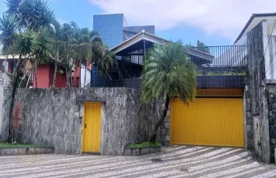 Maravilhosa casa com terreno de 474,00m2 nascente no itaigara