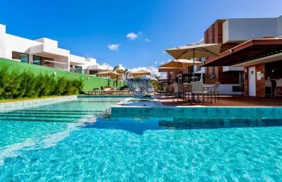 Village com 3 suítes de 86 m2 em itacimirim superior