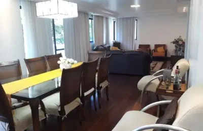 Amplo apartamento 4 quartos sendo 2 suítes 200m2 na graça