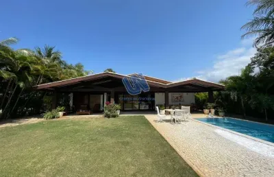 Casa em condomínio 4 suítes com 390m2 em interlagos-camaçari