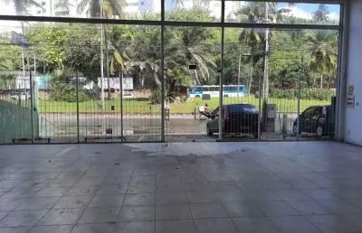 Excelente loja comercial com área total de 318,50m2 frente de rua