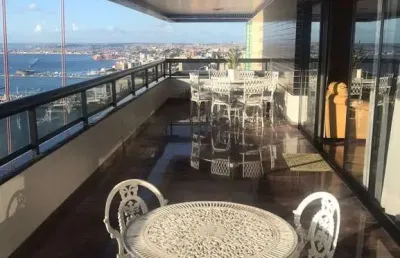 Apartamento 4 suites sendo 1 suite master com vista para baia de todos os santos 288m2 na vitória
