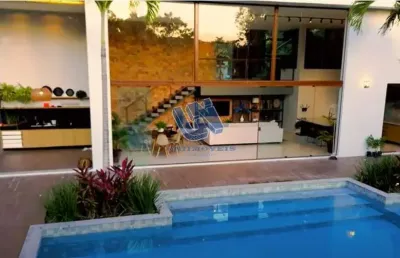Casa duplex em condomínio na praia do forte com 360m2 de área construída e 800m2 de terreno