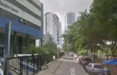 Sala comercial com 500,00 m2 (lage inteira) na tancredo neves