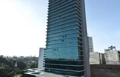 Lojas conjuntas 244,00m2 venda ou locação sendo 70 % de mezanino no vitraux